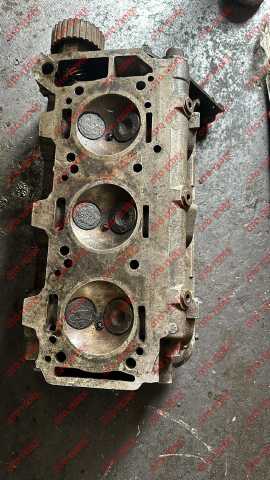 Alfa romeo v6 silindir kapağı