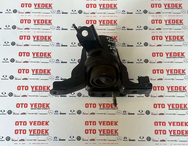 TOYOTA YARİS MOTOR TAKOZU